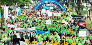 Hơn 7.000 người đi bộ quyên góp 3,4 tỉ đồng hỗ trợ người nghèo