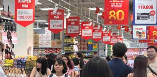 TPHCM: Nhiều người chọn TTTM, siêu thị vui chơi, mua sắm trong dịp 2-9