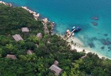Khám phá đảo Cá Voi giữa vịnh Vân Phong